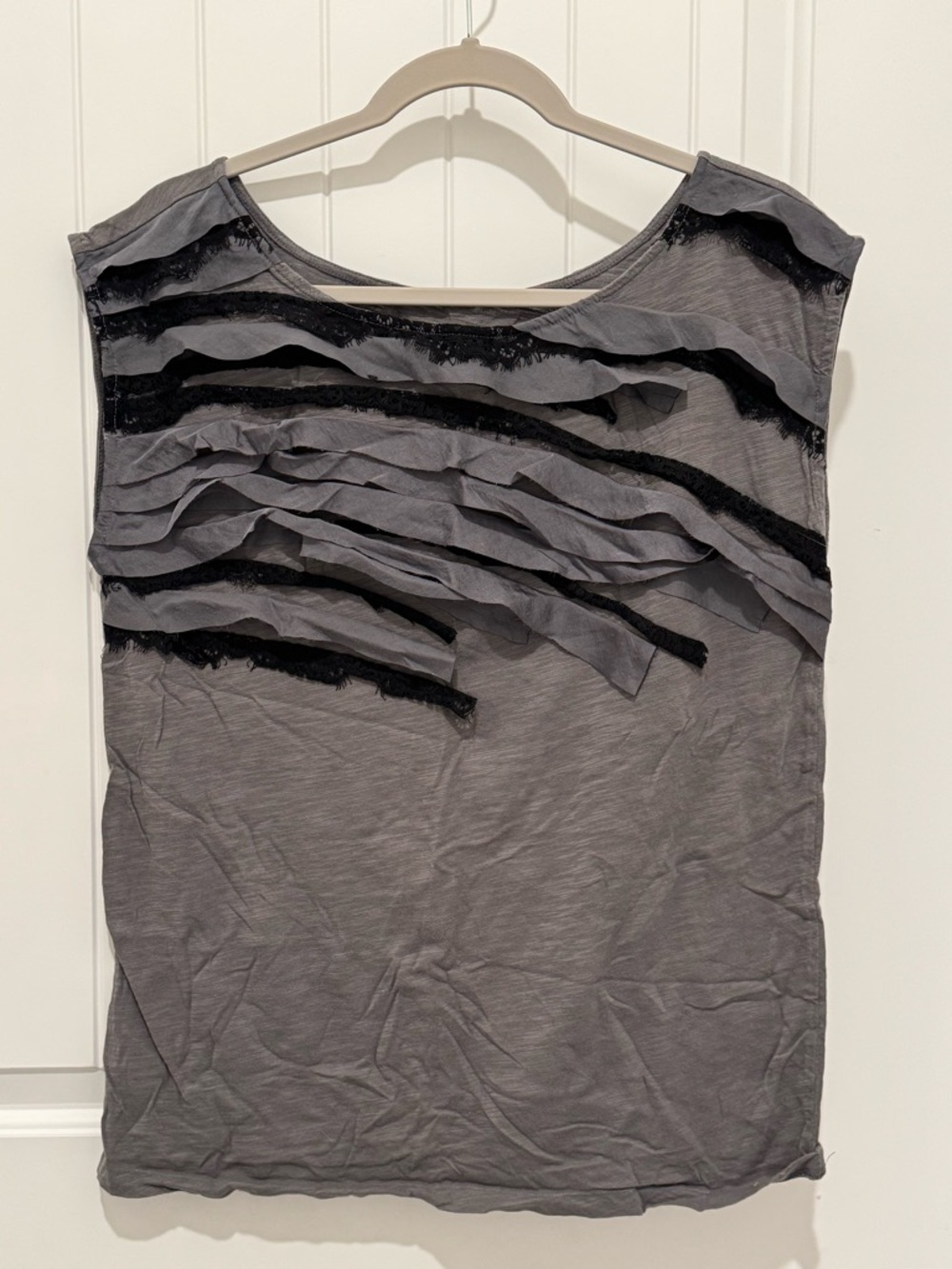 Ann Taylor LOFT Large Gray Sleeveless Ruffle Fringe Tank